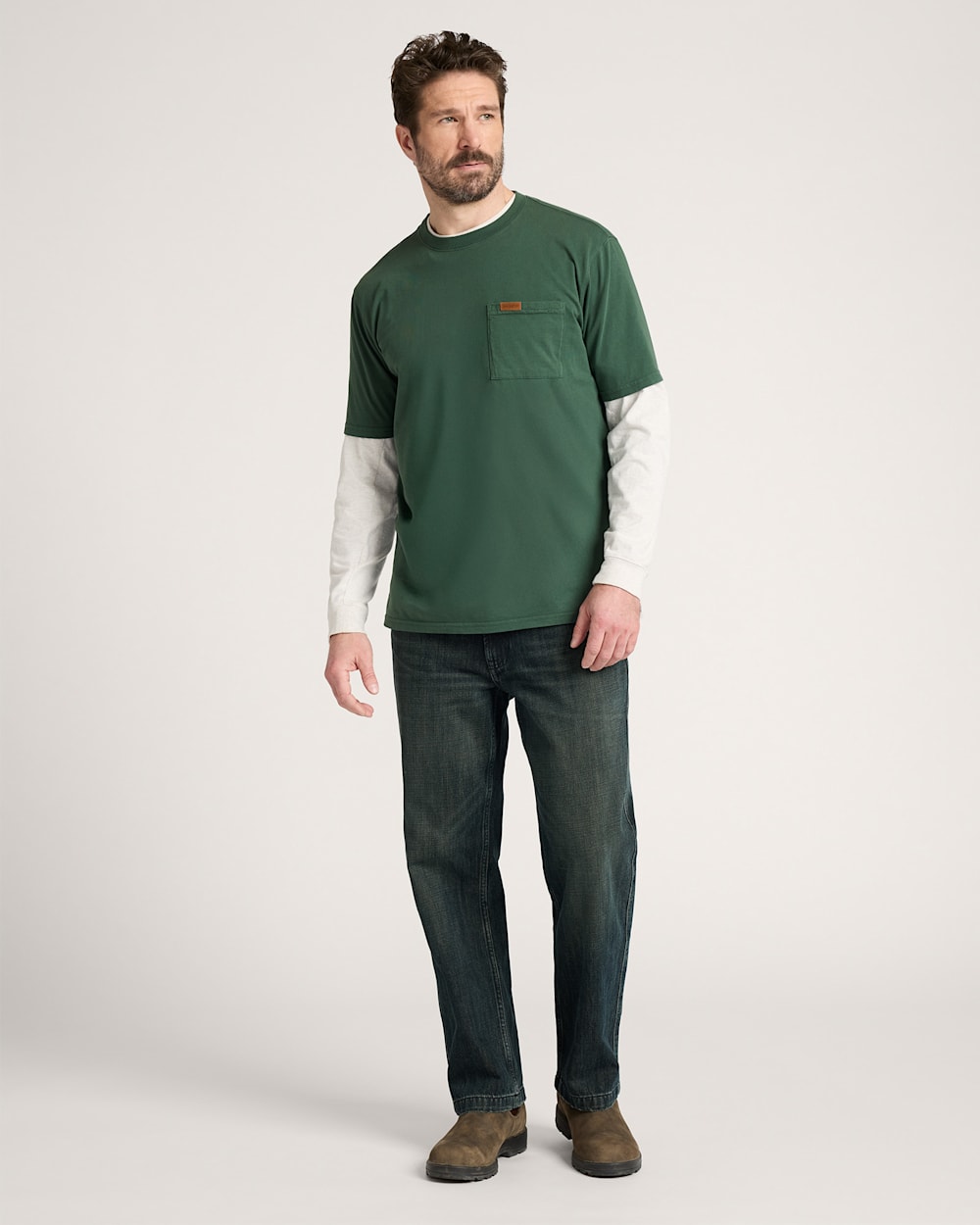 ALTERNATE VIEW OF MEN'S SHORT-SLEEVE DESCHUTES POCKET TEE IN FOREST GREEN image number 5