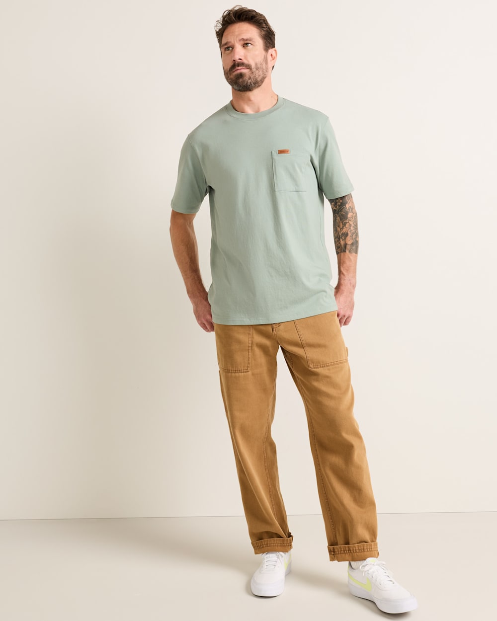 ALTERNATE VIEW OF MEN'S SHORT-SLEEVE DESCHUTES POCKET TEE IN SAGE GREEN image number 6