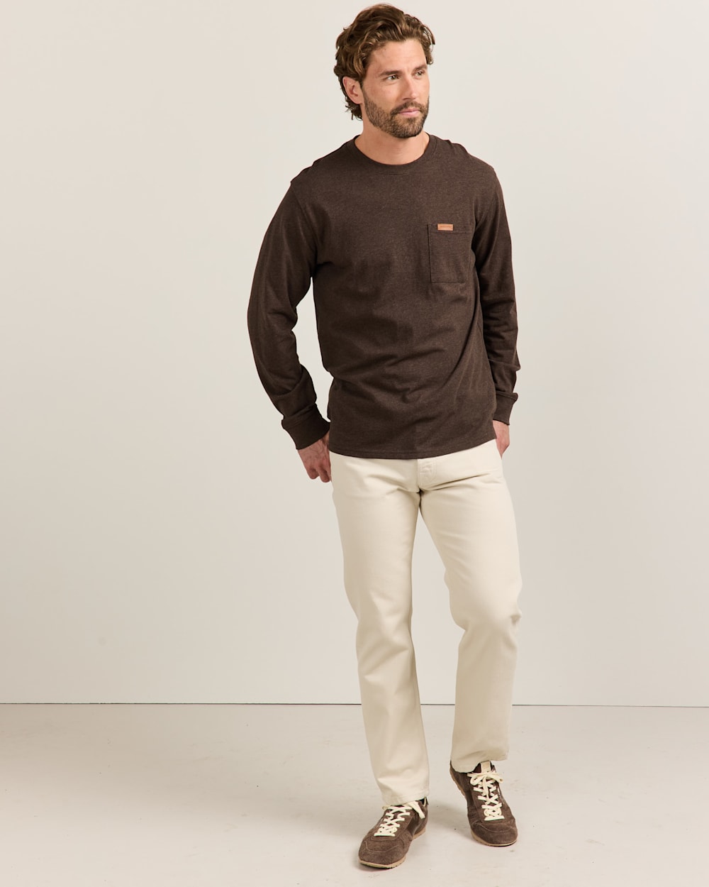 ALTERNATE VIEW OF MEN'S LONG-SLEEVE DESCHUTES POCKET TEE IN BROWN HEATHER image number 5