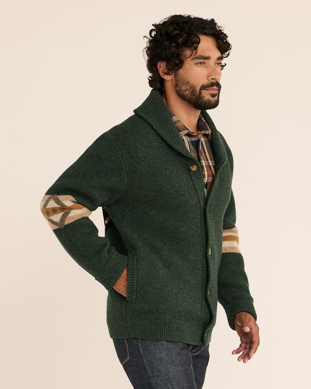 ALTERNATE VIEW OF MEN'S NEHALEM LAMBSWOOL CARDIGAN IN FOREST GREEN image number 3