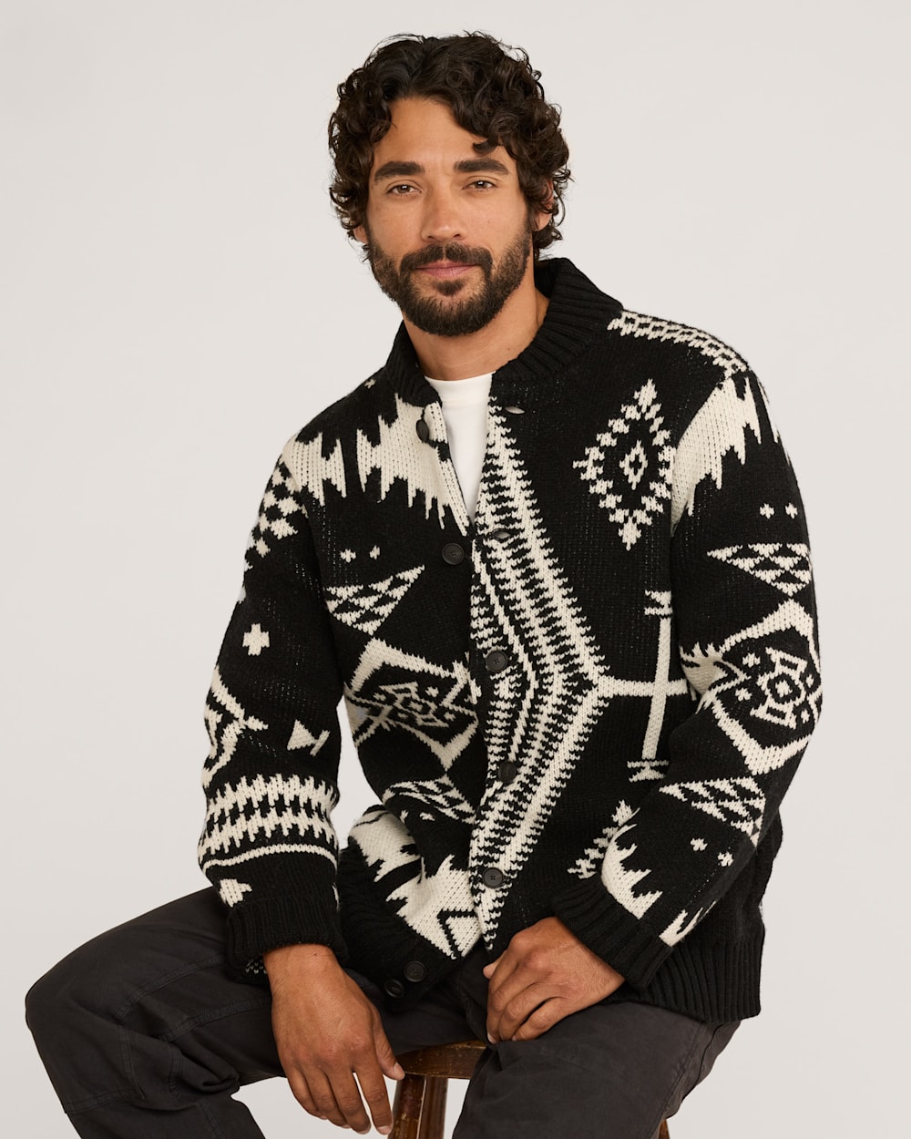 MEN'S MIXED ICONS LAMBSWOOL CARDIGAN IN BLACK/WHITE image number 1