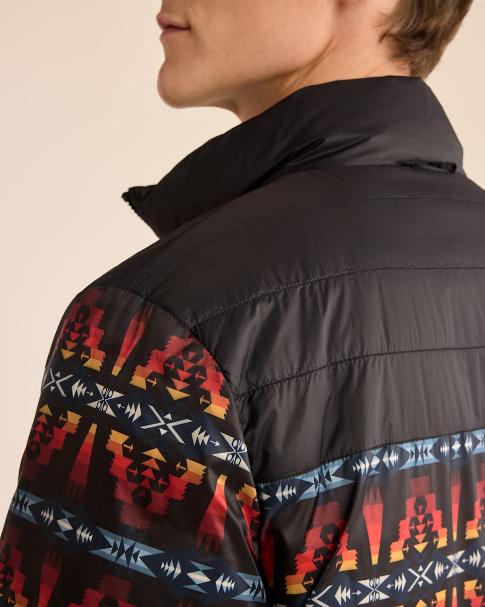 ALTERNATE VIEW OF MEN'S GENESEE REVERSIBLE DOWN JACKET IN BLACK TUCSON image number 5