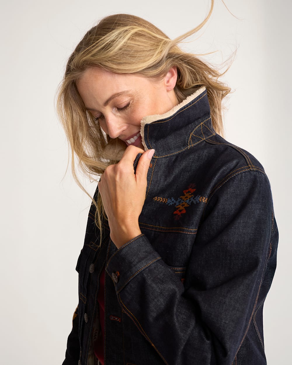 ALTERNATE VIEW OF UNISEX PENDLETON UK EMBROIDERED DENIM JACKET IN INDIGO image number 4