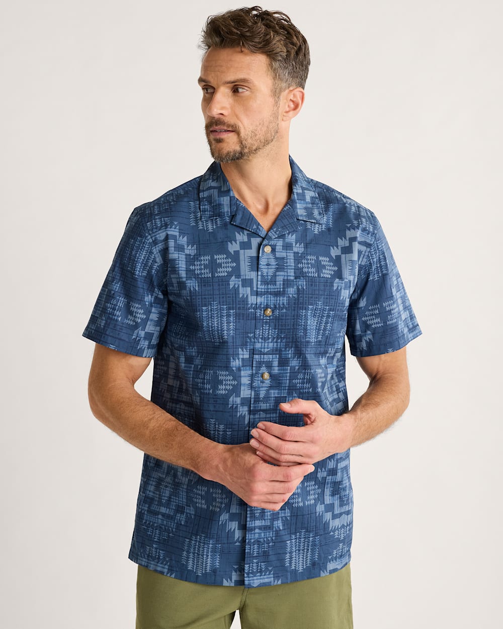 MEN'S ALOHA COTTON CAMP SHIRT IN NAVY HARDING image number 1