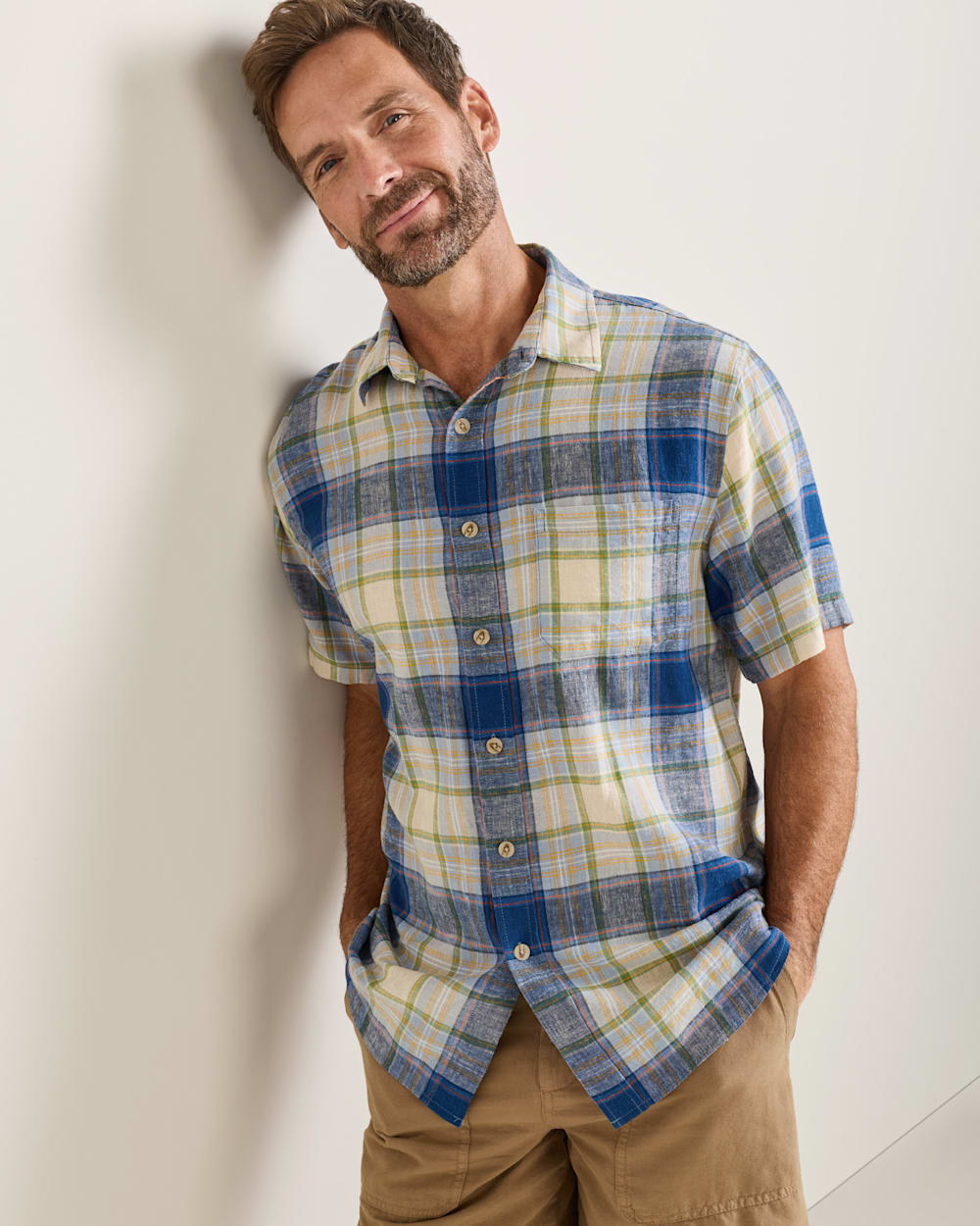 MEN'S SHORT-SLEEVE PLAID SHORELINE LINEN SHIRT IN BLUE MULTI image number 1