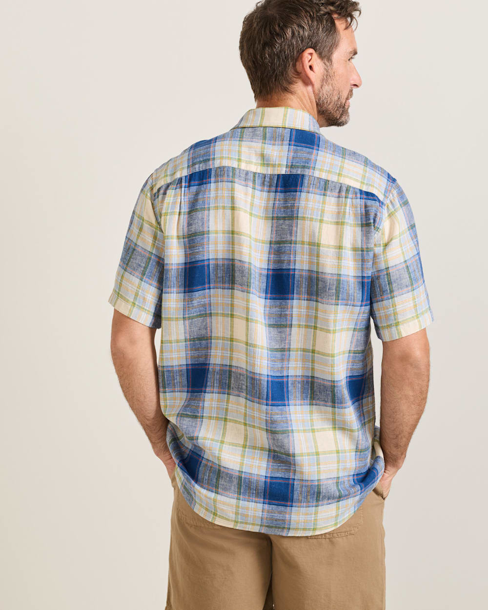 ALTERNATE VIEW OF MEN'S SHORT-SLEEVE PLAID SHORELINE LINEN SHIRT IN BLUE MULTI image number 2