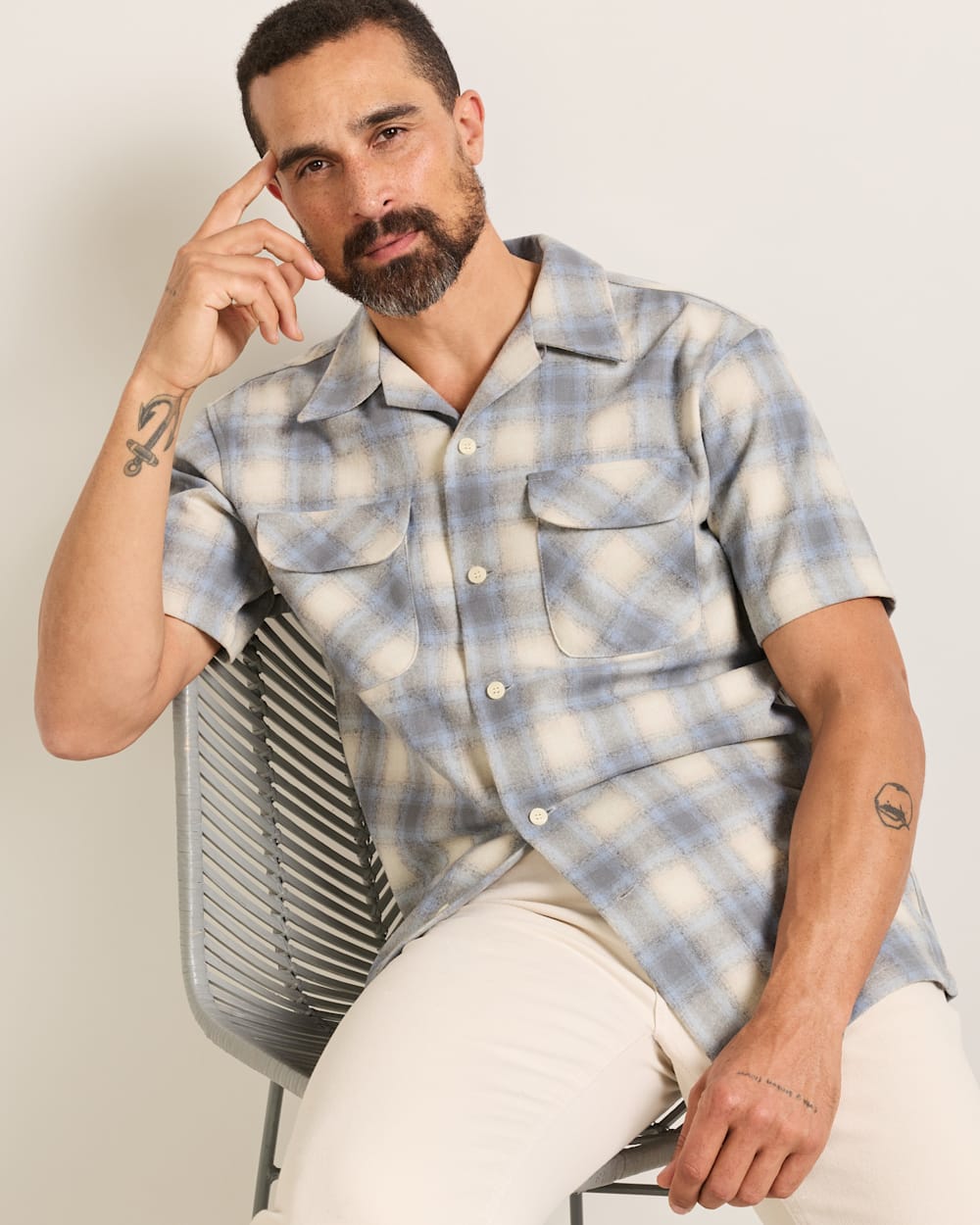 MEN'S SHORT-SLEEVE PLAID BOARD SHIRT IN TAN/BLUE/GREY OMBRE image number 1