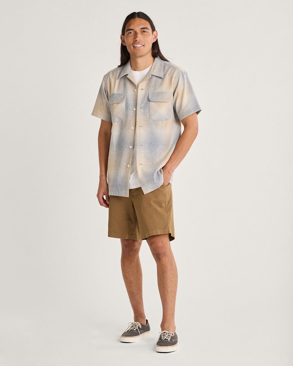 ALTERNATE VIEW OF MEN'S SHORT-SLEEVE PLAID BOARD SHIRT IN TAN/GREY MIX OMBRE image number 4