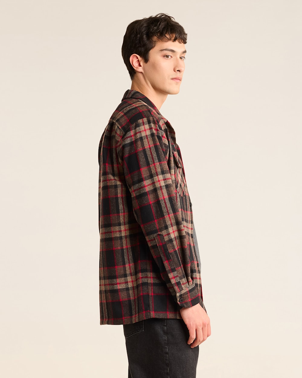 ALTERNATE VIEW OF MEN'S PLAID BOARD SHIRT IN BROWN MIX image number 2