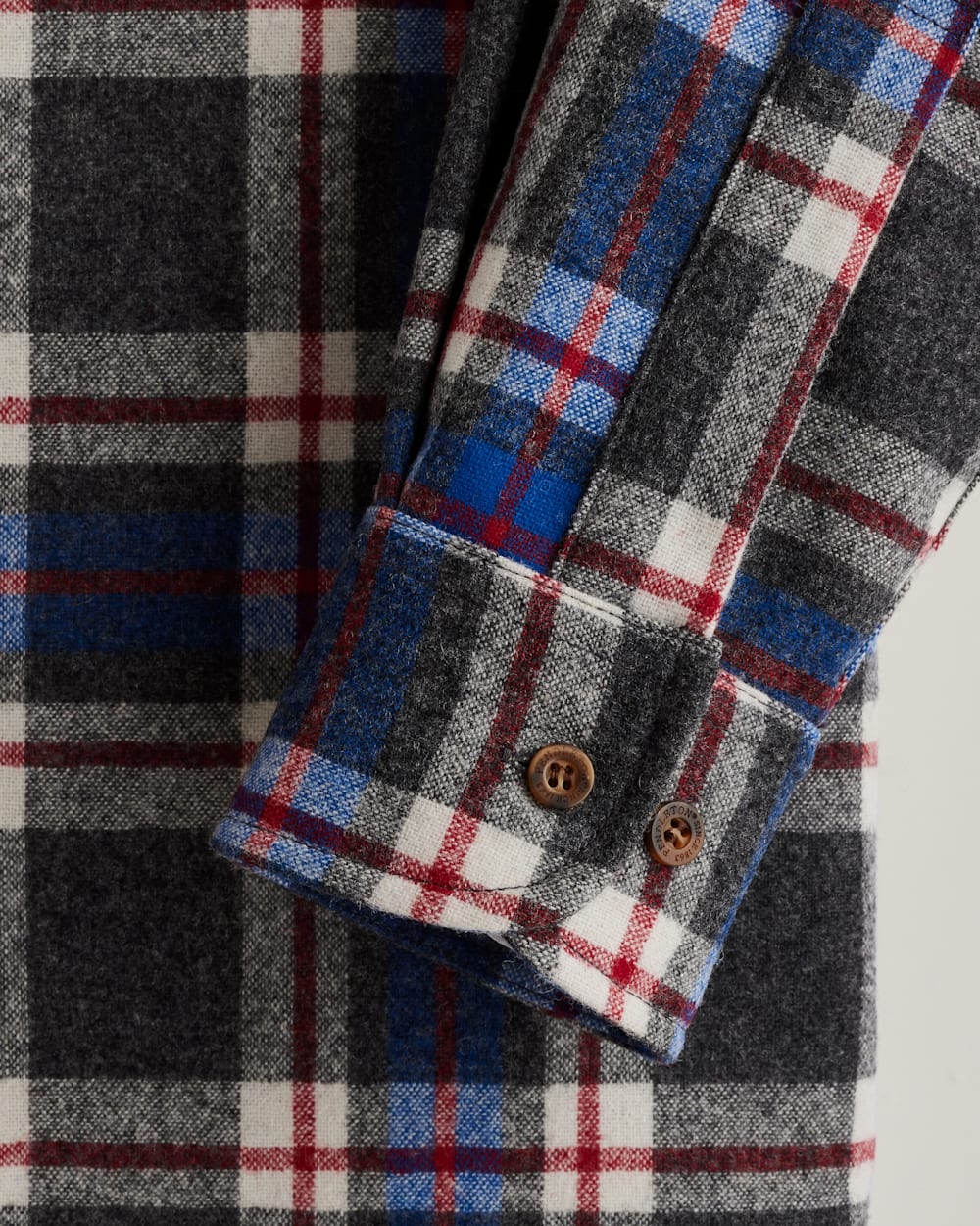 ALTERNATE VIEW OF MEN'S PLAID LODGE SHIRT IN OXFORD MIX image number 3