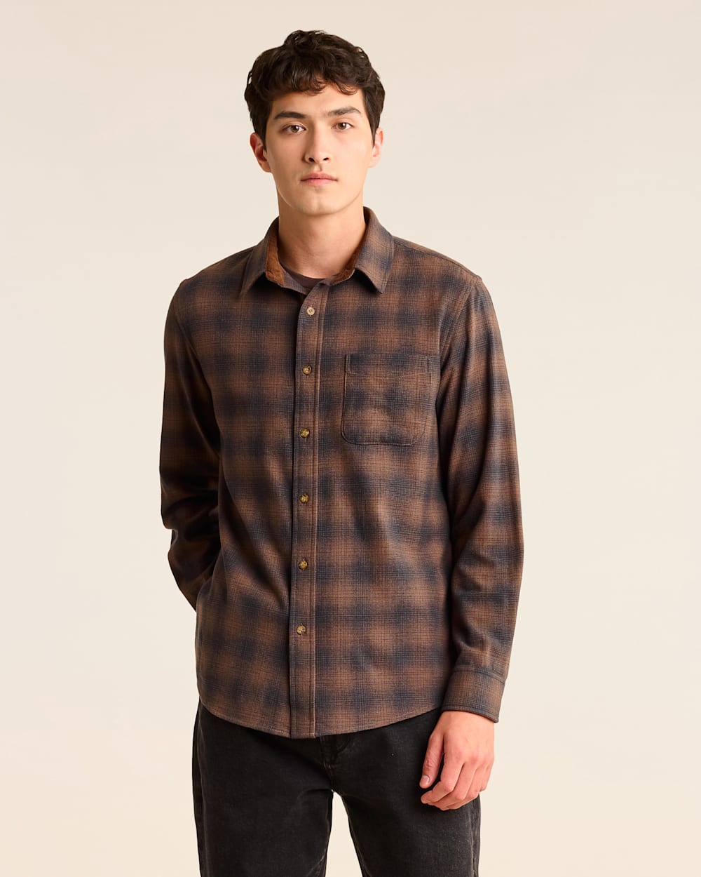 MEN'S PLAID MERINO LODGE SHIRT IN SLATE/TAN image number 1