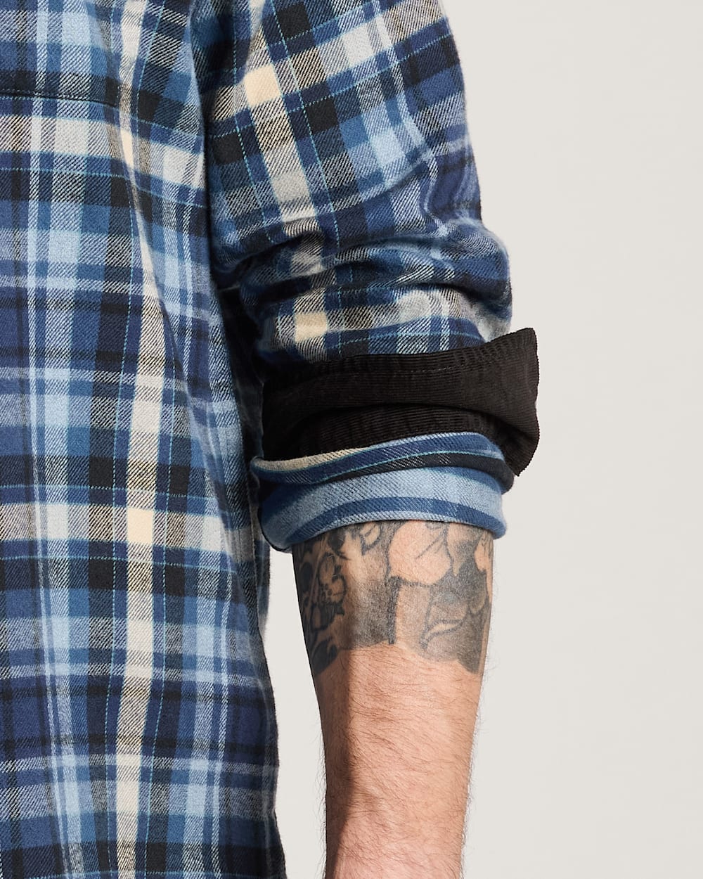 ALTERNATE VIEW OF MEN'S PLAID COTTON FREMONT FLANNEL SHIRT IN DENIM MULTI PLAID image number 5