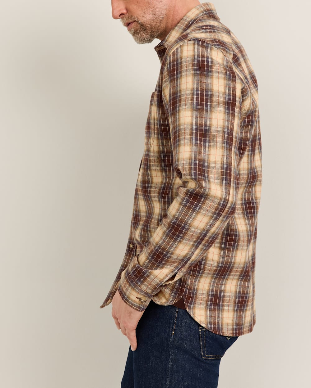 ALTERNATE VIEW OF MEN'S PLAID COTTON FREMONT FLANNEL SHIRT IN TAN MULTI image number 2