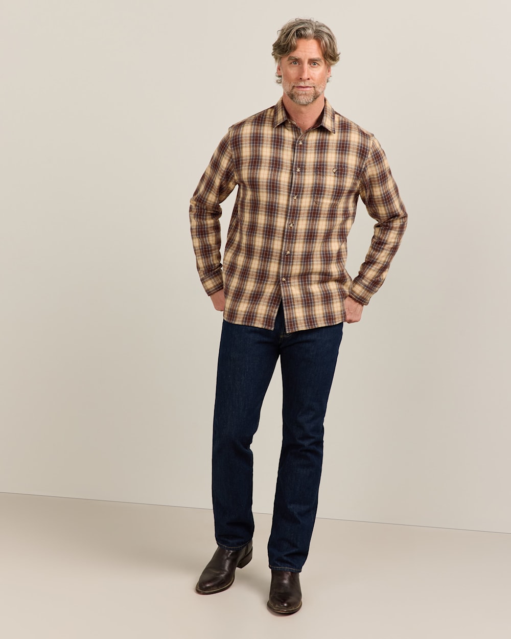 ALTERNATE VIEW OF MEN'S PLAID COTTON FREMONT FLANNEL SHIRT IN TAN MULTI image number 5