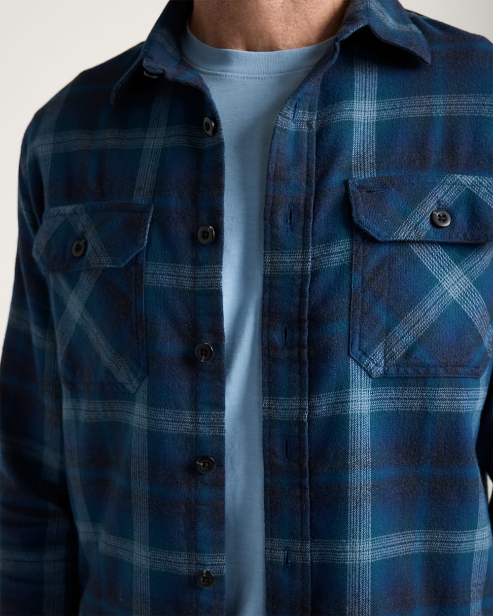 ALTERNATE VIEW OF MEN'S PLAID BURNSIDE COTTON FLANNEL SHIRT IN DENIM PLAID image number 4