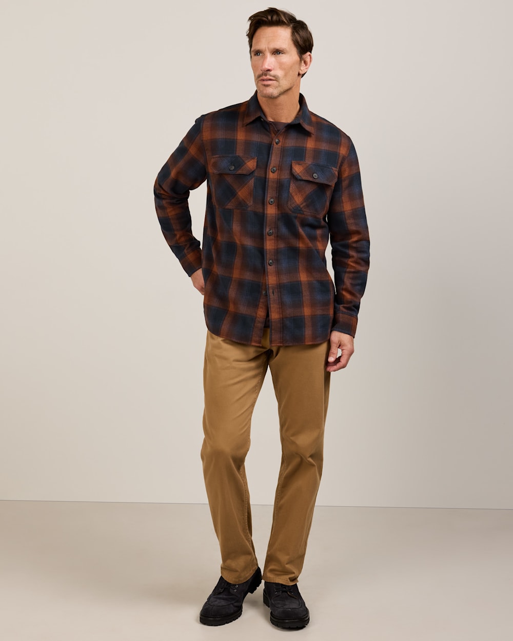 MEN'S PLAID BURNSIDE COTTON FLANNEL SHIRT IN NAVY/BROWN PLAID image number 1