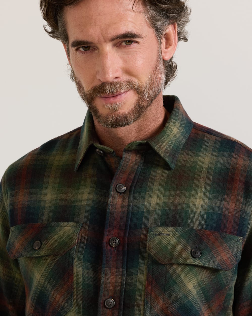 ALTERNATE VIEW OF MEN'S PLAID BURNSIDE COTTON FLANNEL SHIRT IN GREEN MULTI PLAID image number 3