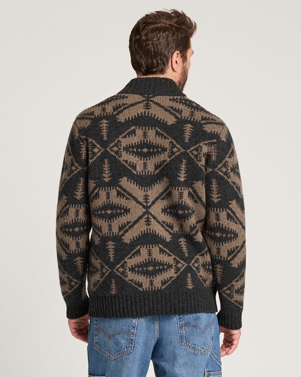 ALTERNATE VIEW OF MEN'S MIRROR LAKE LAMBSWOOL CARDIGAN IN OXFORD MIX/TAUPE image number 2
