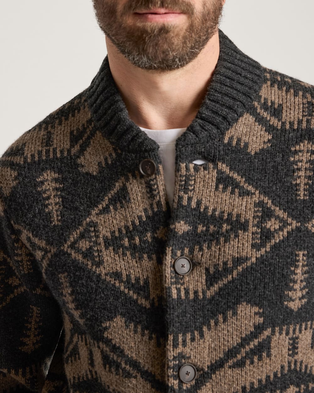 ALTERNATE VIEW OF MEN'S MIRROR LAKE LAMBSWOOL CARDIGAN IN OXFORD MIX/TAUPE image number 4