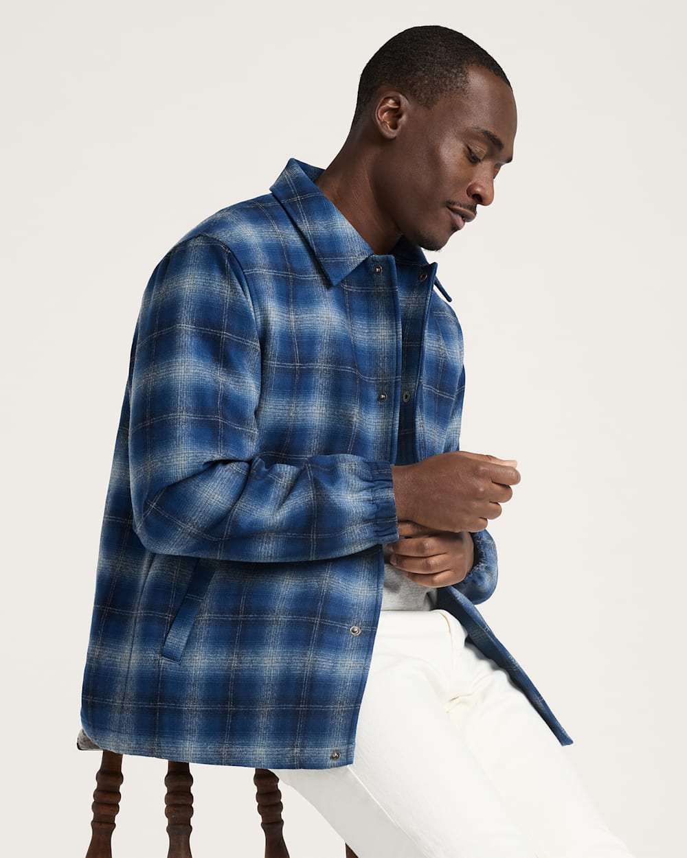 MEN'S QUILTED WOOL COACHES JACKET IN NAVY OMBRE image number 1