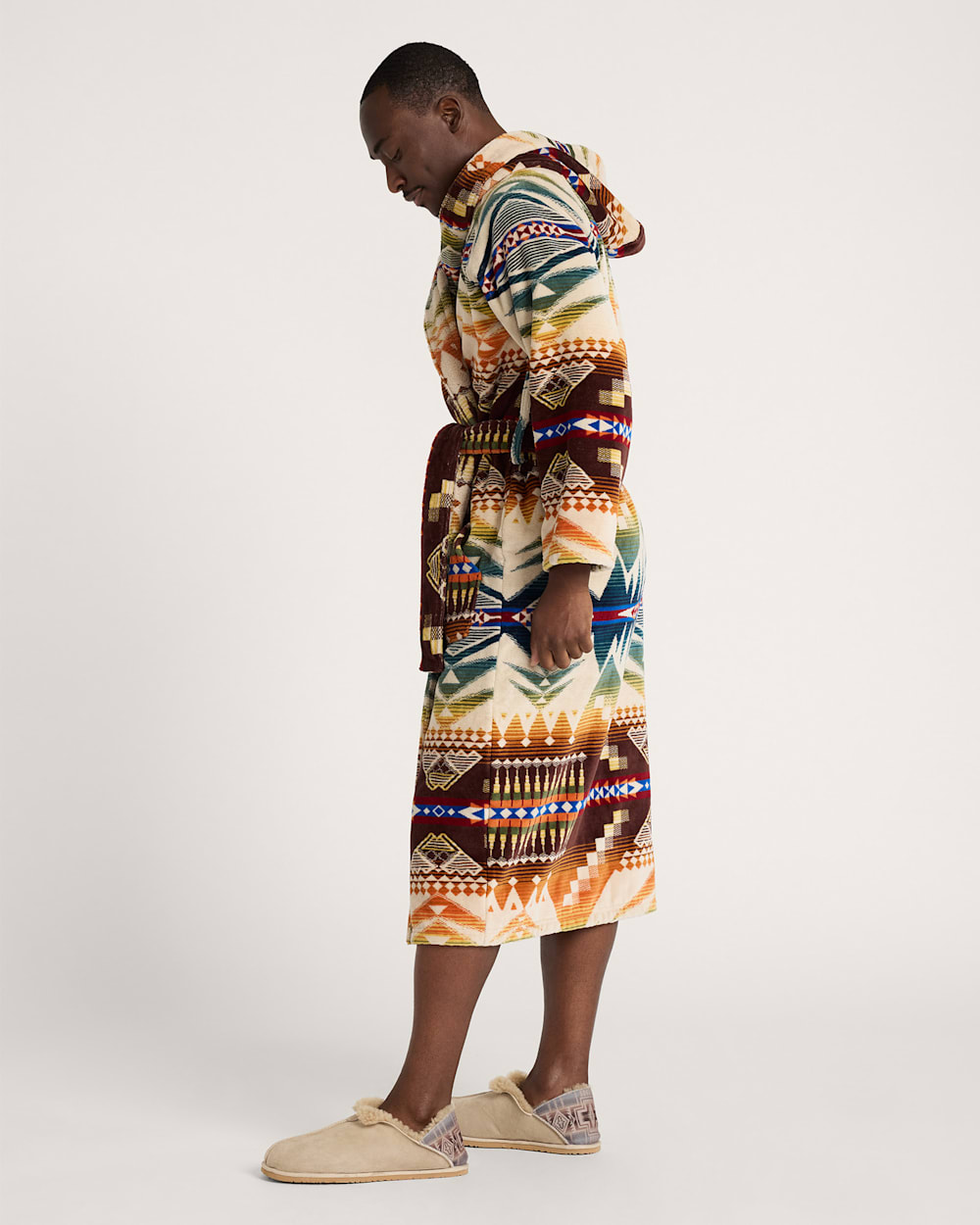 ALTERNATE VIEW OF UNISEX MYSTIC LAKE COTTON TERRY VELOUR BATHROBE IN MULTI image number 3