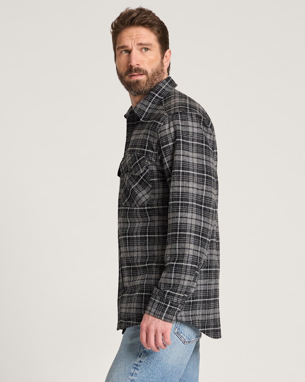 ALTERNATE VIEW OF MEN'S PLAID QUILTED CPO JACKET IN BLACK/GREY MIX image number 3