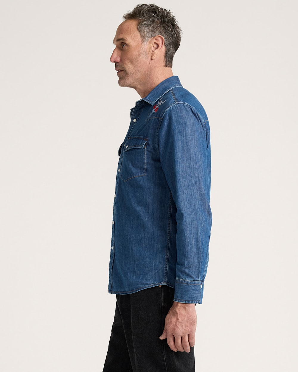 ALTERNATE VIEW OF MEN'S BISON EMBROIDERED DENIM GAMBLER SHIRT IN MEDIUM BLUE/BISON image number 3
