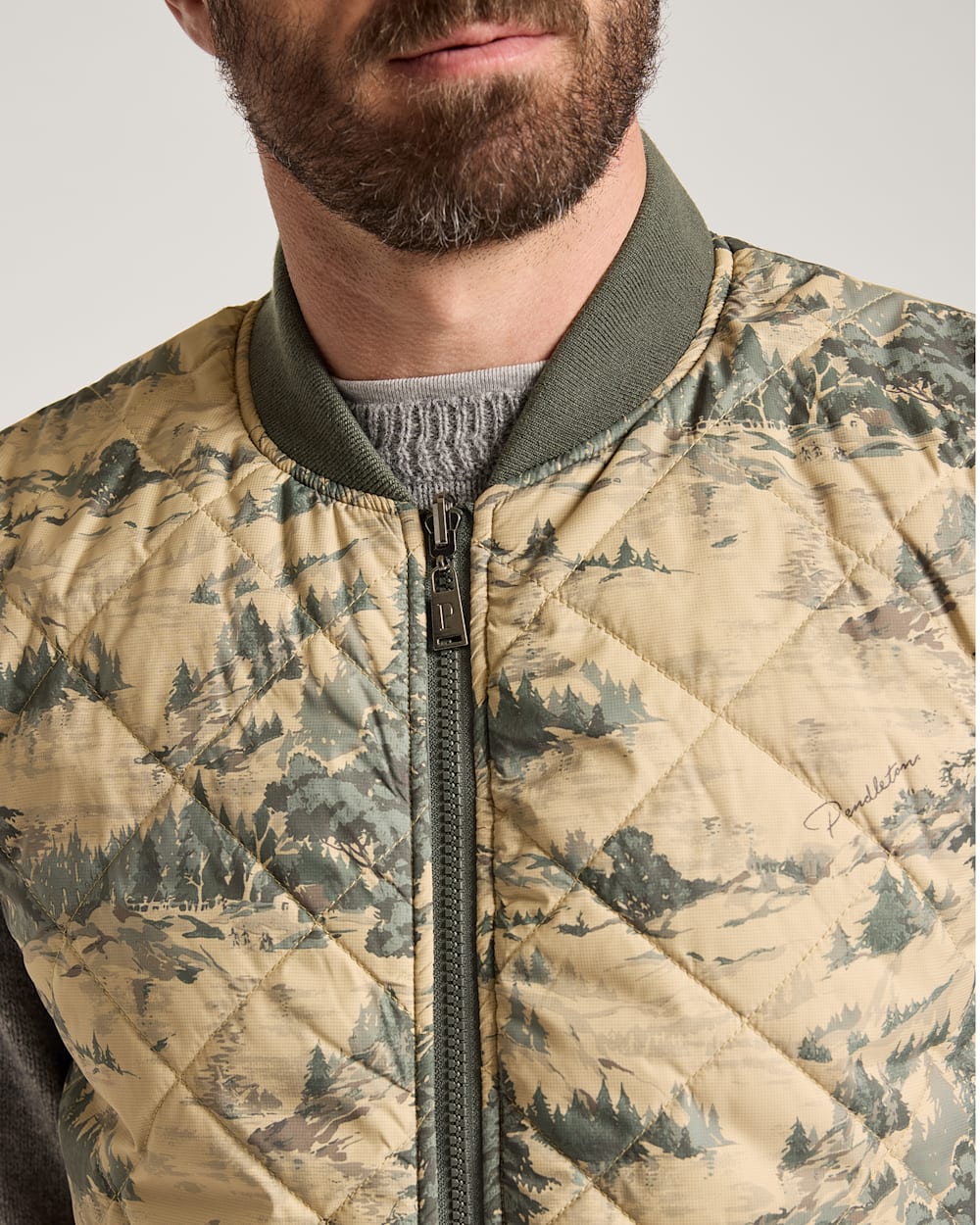 ALTERNATE VIEW OF MEN'S WILDWOOD REVERSIBLE VEST IN NORTHWEST TREES image number 6