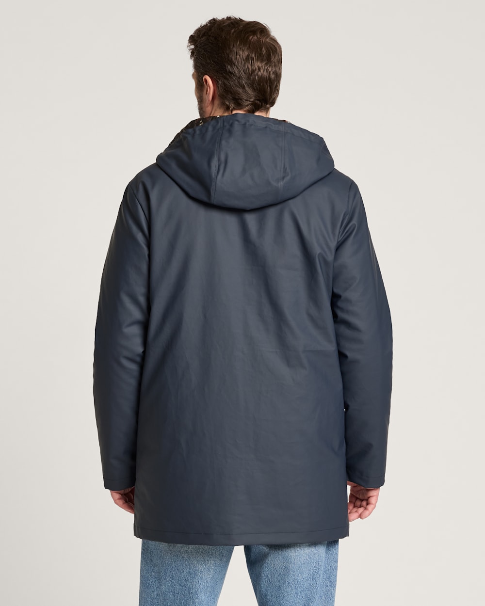 ALTERNATE VIEW OF MEN'S PACIFIC RAIN SLICKER IN NAVY image number 2