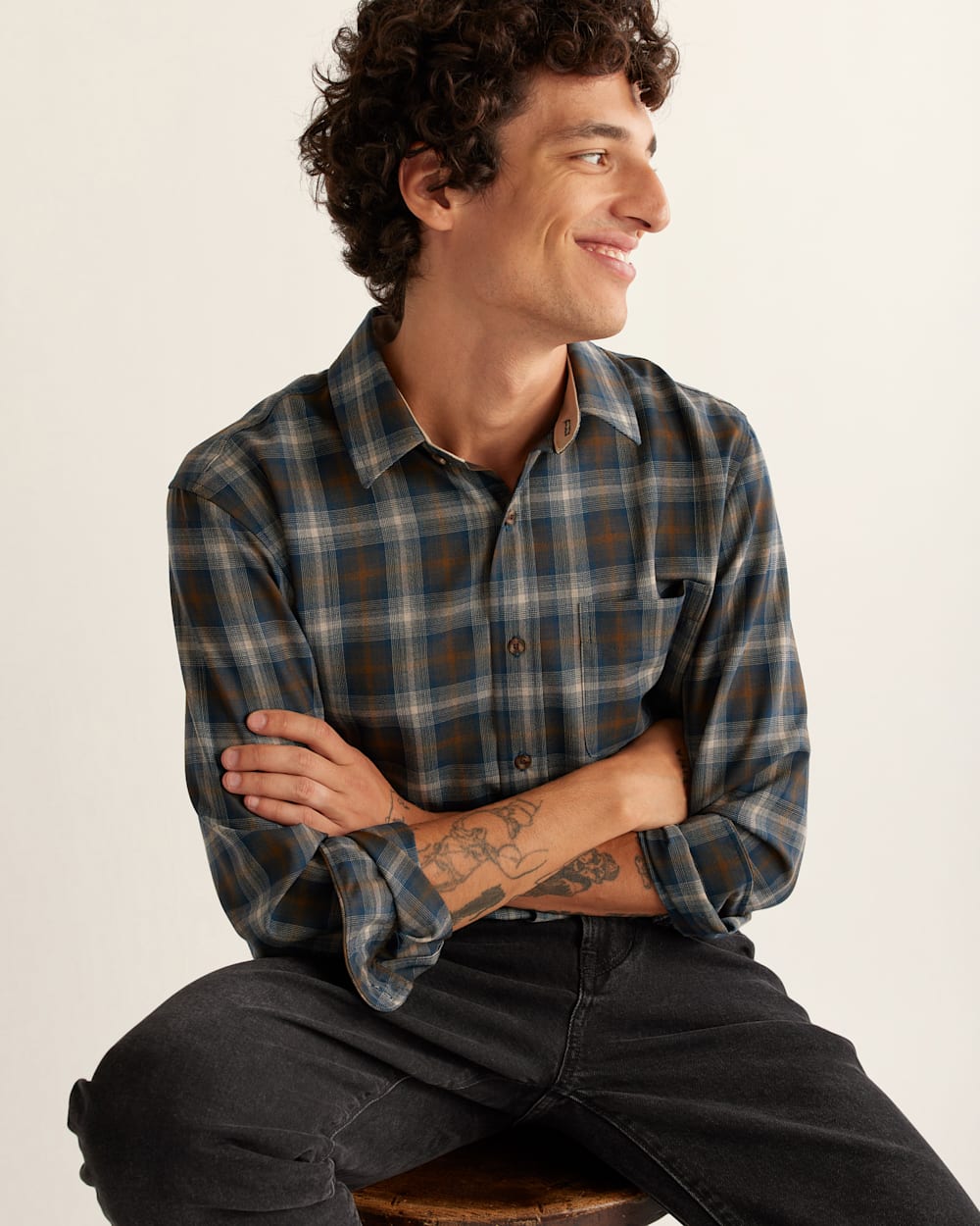 MEN'S MEN'S PLAID MERINO LODGE SHIRT IN BLUE/BROWN/TAN PLAID image number 1