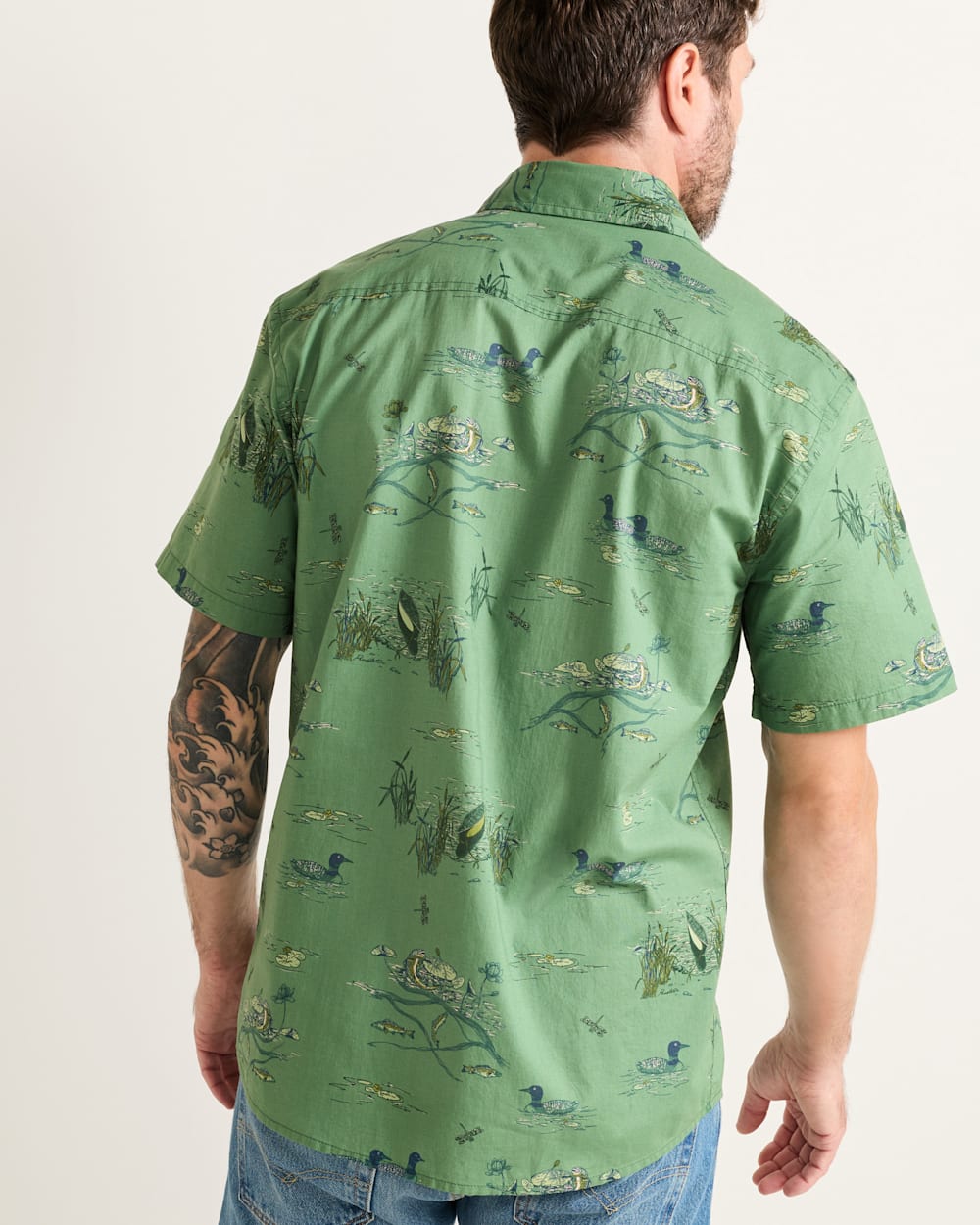 ALTERNATE VIEW OF MEN'S SHORT-SLEEVE SHORELINE COTTON SHIRT IN GREEN LAKESIDE image number 2