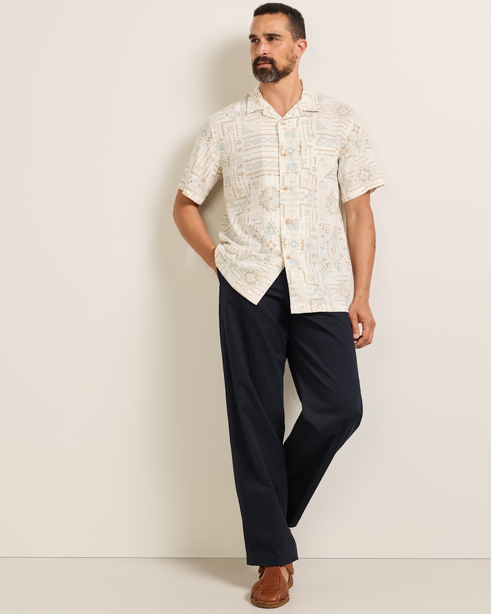 ALTERNATE VIEW OF MEN'S SHORT-SLEEVE ALOHA LINEN CAMP SHIRT IN ECRU LAUREL GROVE image number 5