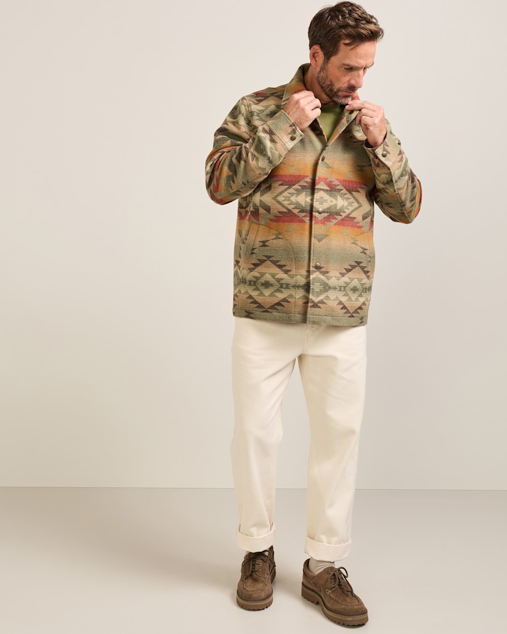 ALTERNATE VIEW OF MEN'S BRIDGE CREEK COACHES JACKET IN GREEN image number 5