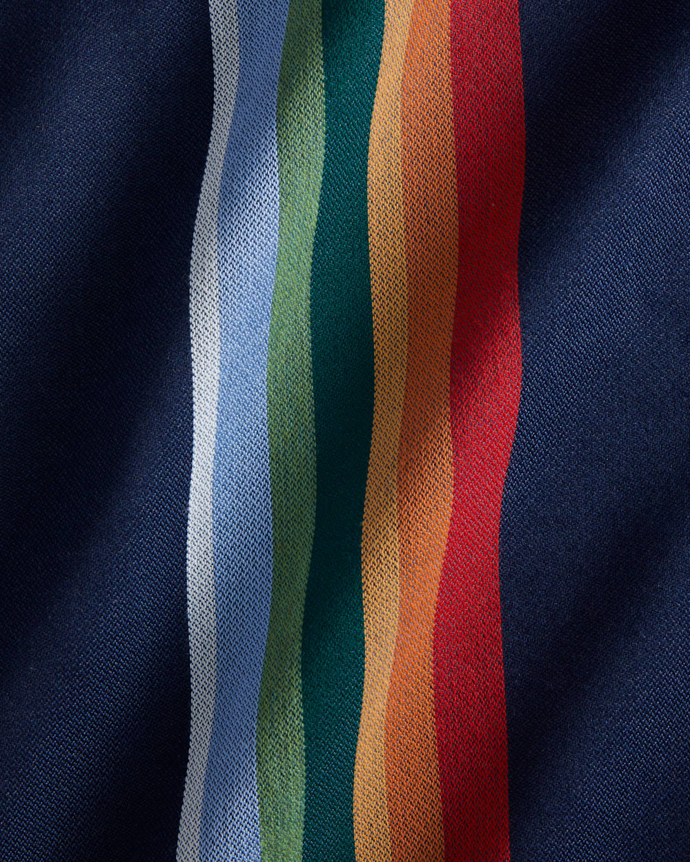 ALTERNATE VIEW OF SUNBRELLA CRATER LAKE FABRIC IN NAVY image number 2