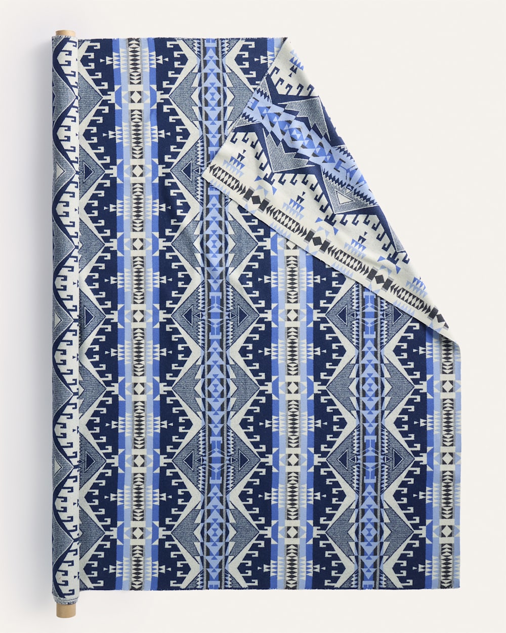 TRAILHEAD HEAVYWEIGHT JACQUARD FABRIC IN IVORY/NAVY image number 1