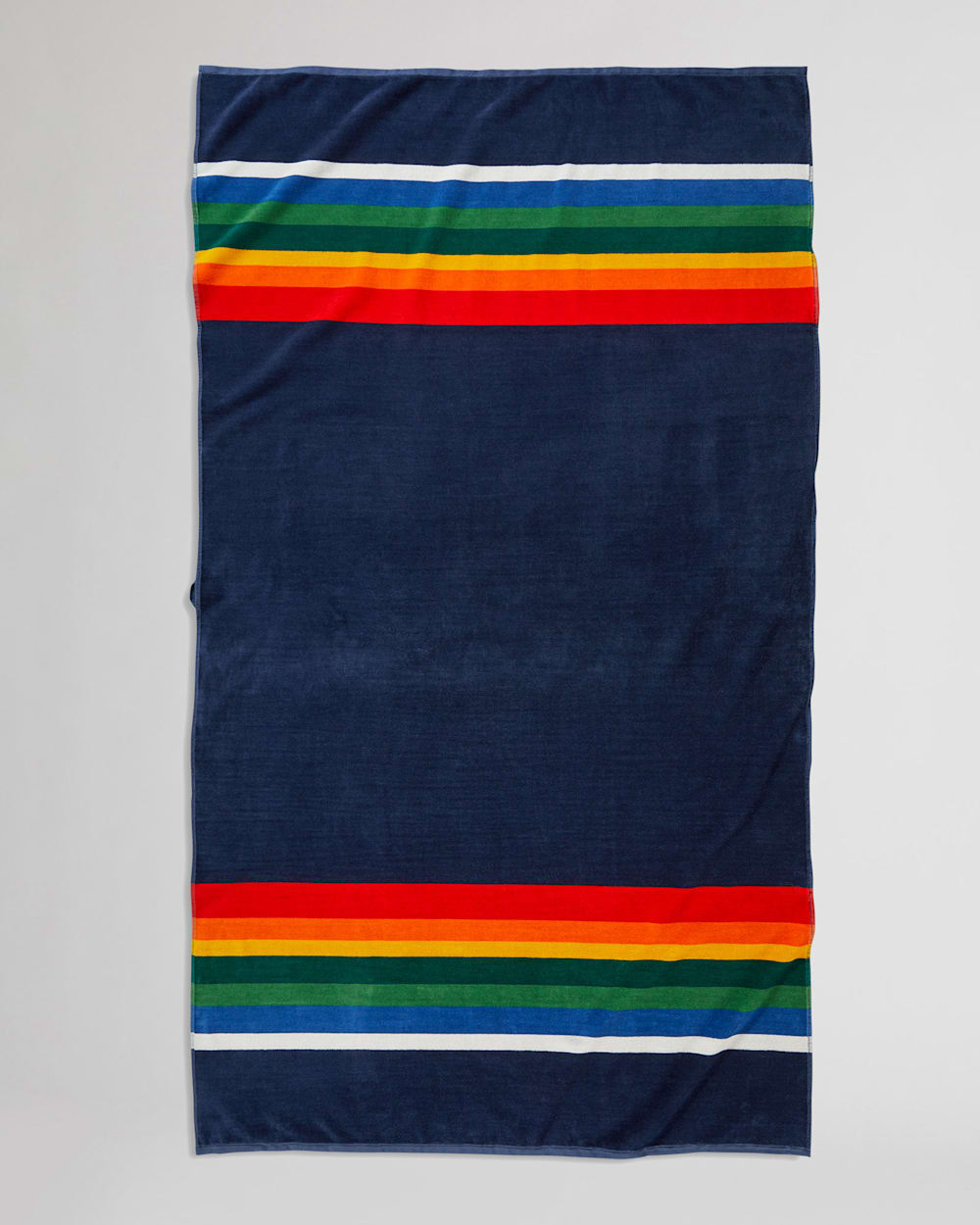 CRATER LAKE NATIONAL PARK SPA TOWEL IN NAVY image number 1