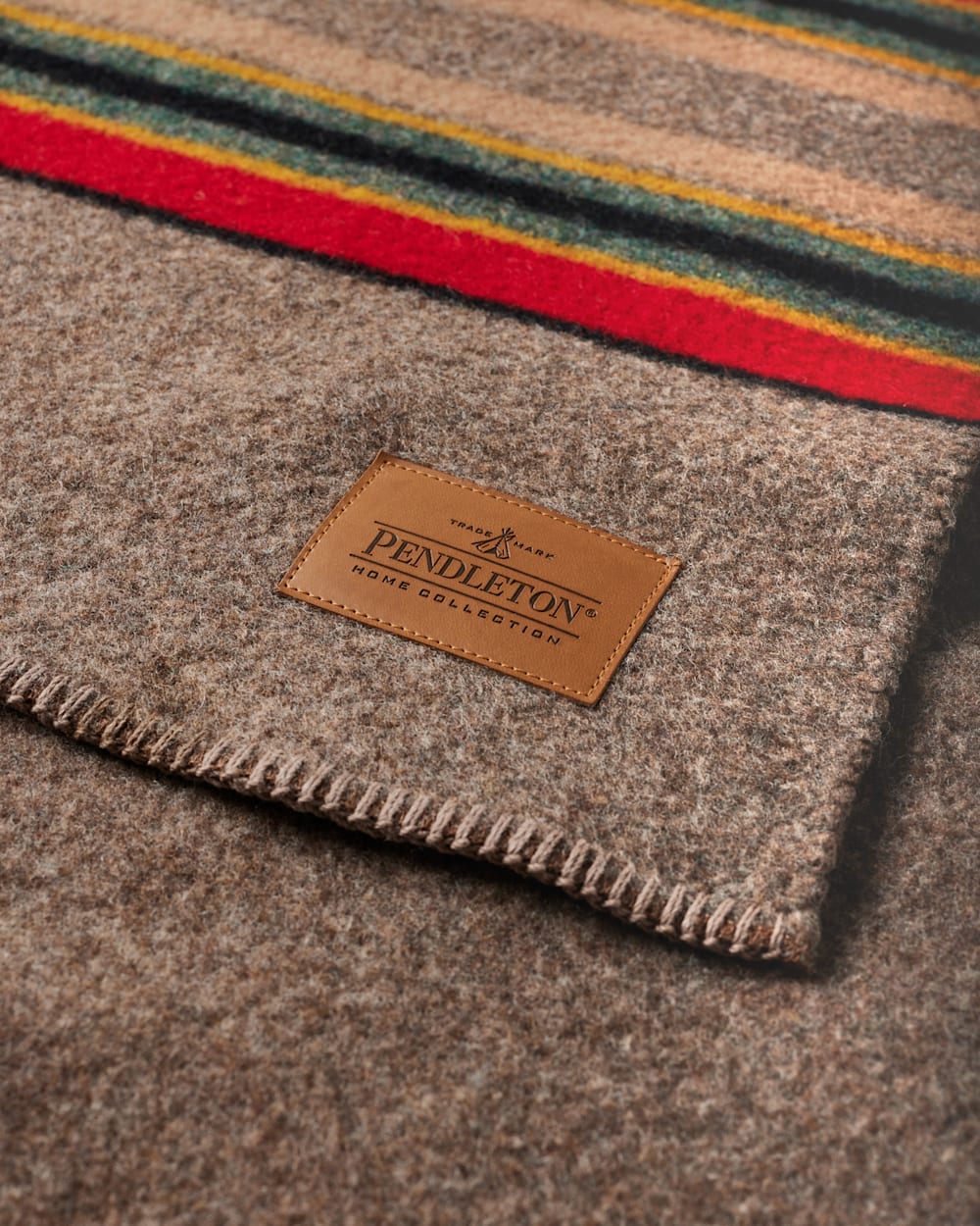 CLOSE UP OF LABEL ON YAKIMA CAMP BLANKET IN MINERAL UMBER image number 4