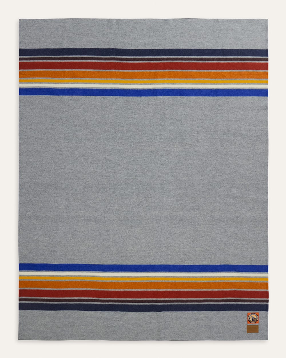 ALTERNATE VIEW OF YOSEMITE NATIONAL PARK BLANKET IN GREY image number 3