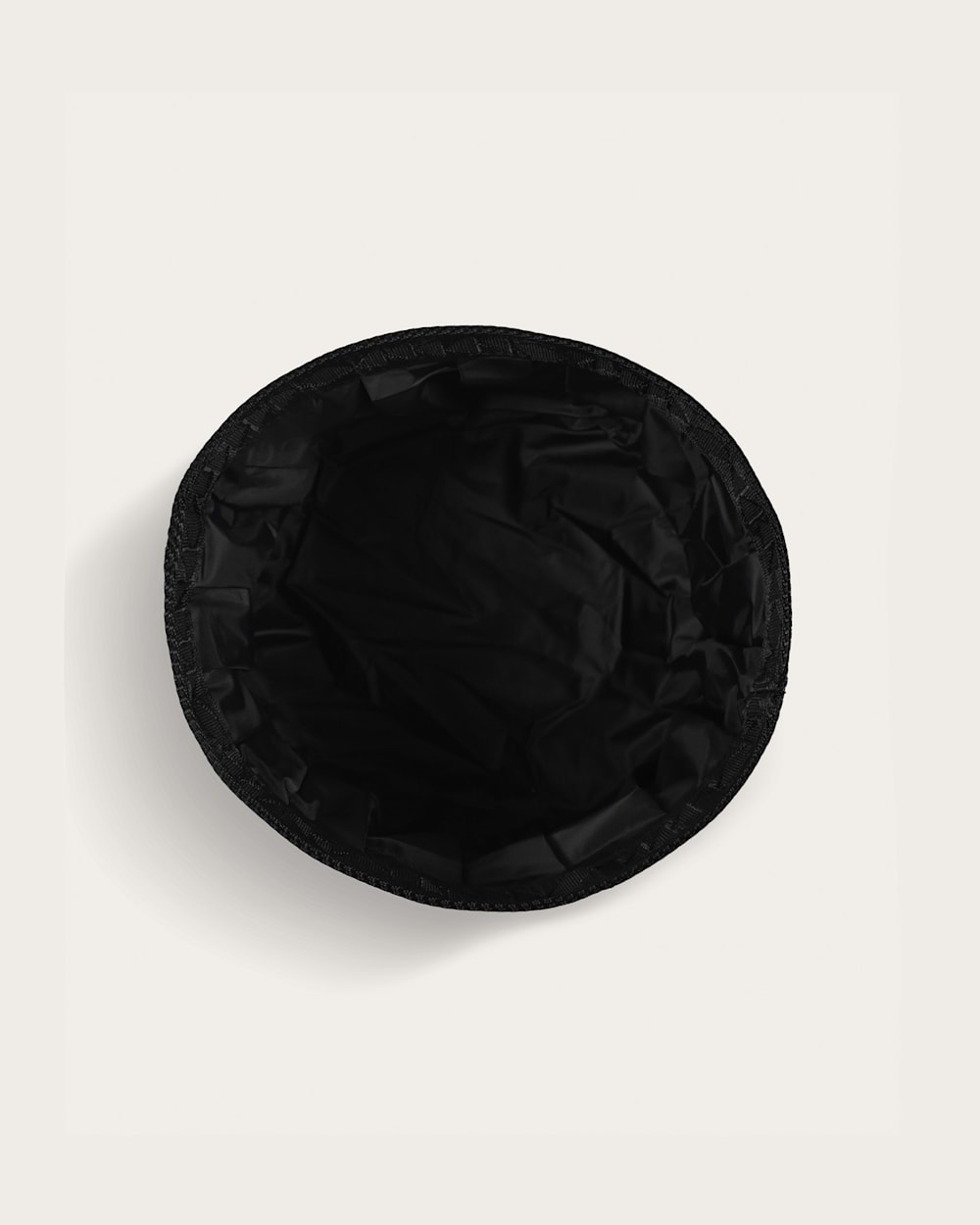 ALTERNATE VIEW OF PET TRAVEL BOWL IN CANOE CLUB image number 4