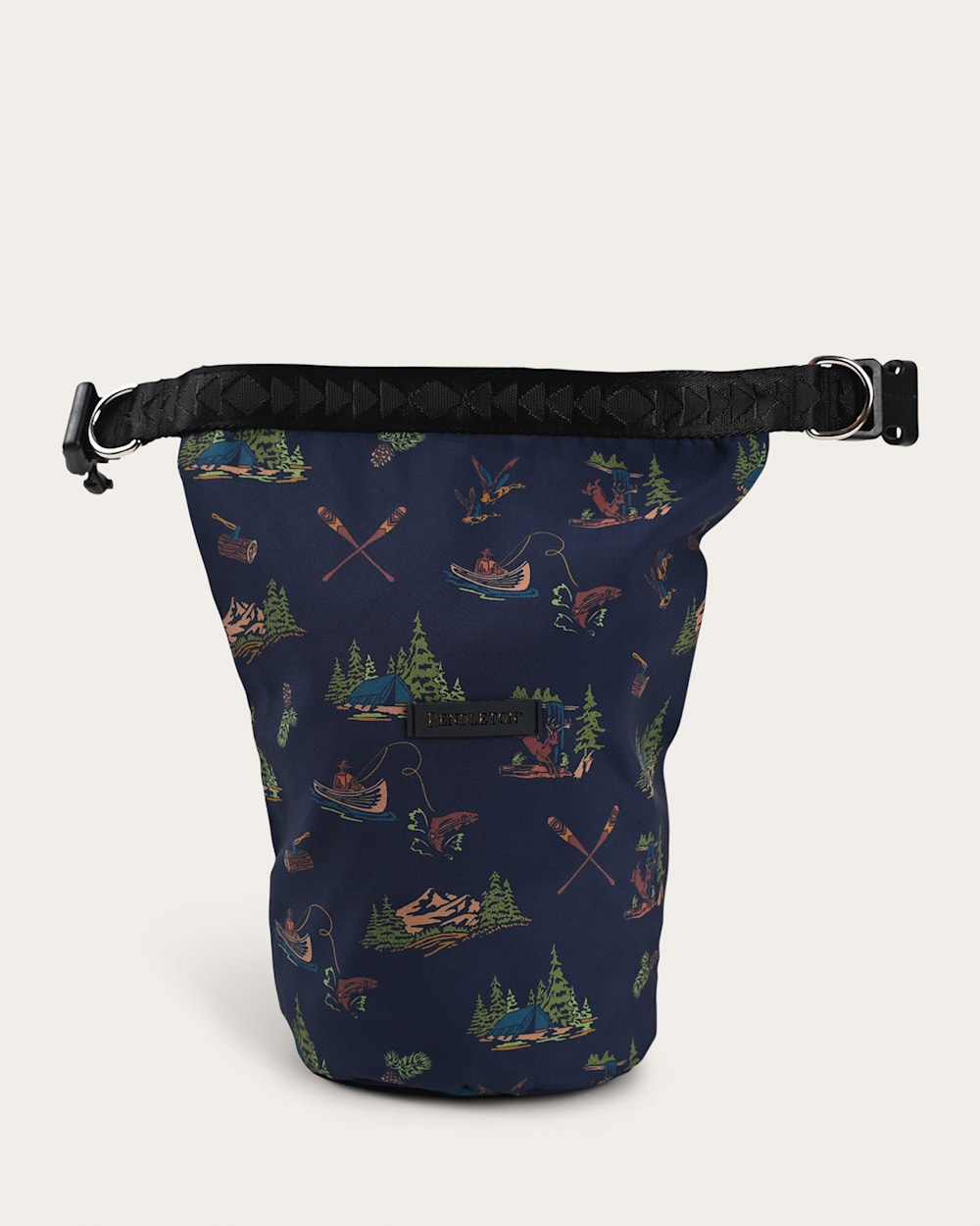 ALTERNATE VIEW OF PET FOOD STORAGE BAG IN CANOE CLUB image number 3