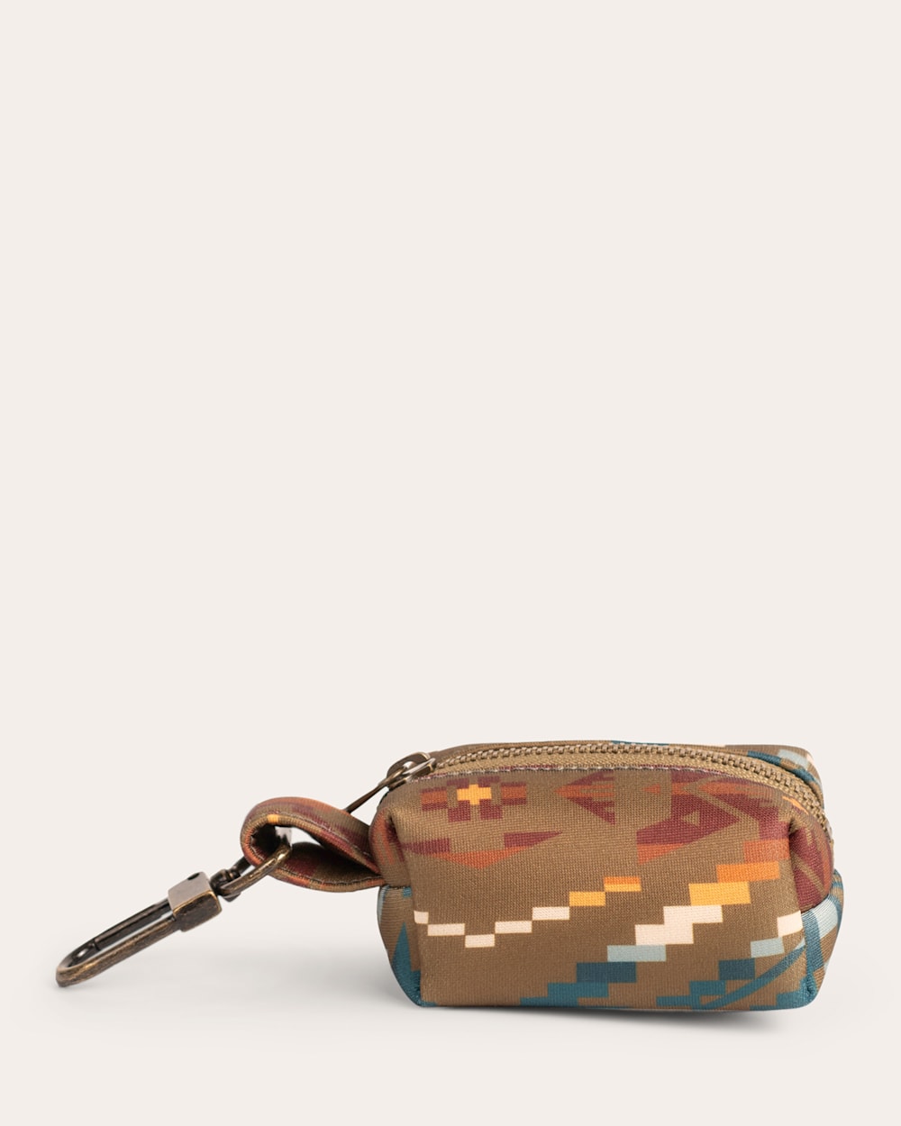 ALTERNATE VIEW OF PET WASTE BAG HOLDER IN CARICO LAKE image number 5