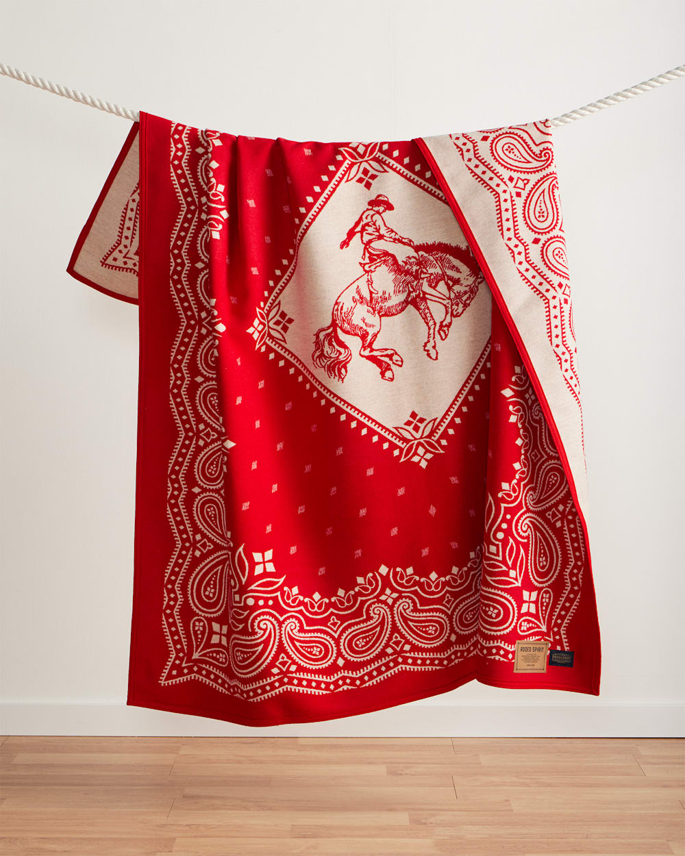 RODEO SPIRIT BLANKET IN RED image number 1
