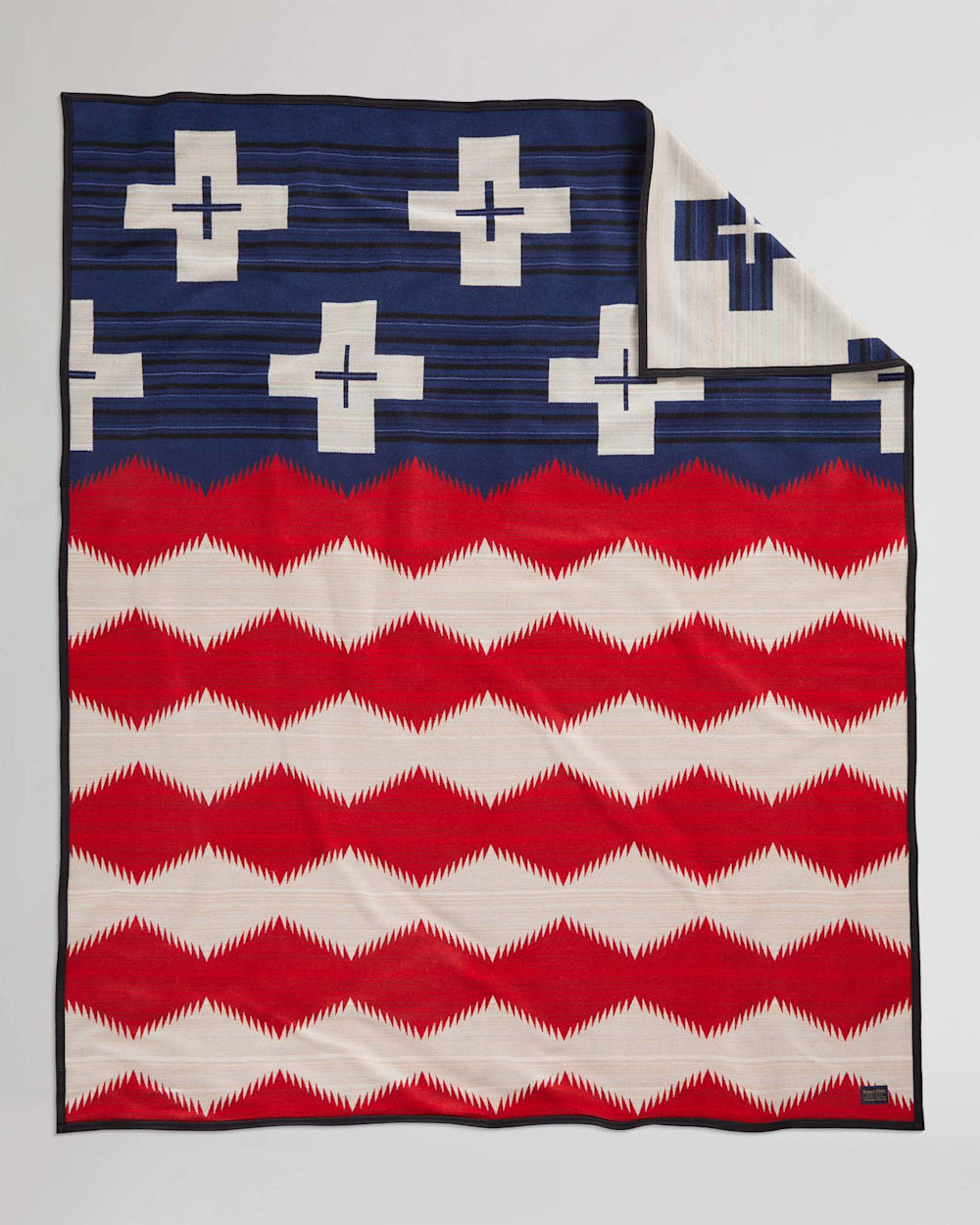 BRAVE STAR BLANKET IN RED/WHITE/BLUE image number 1