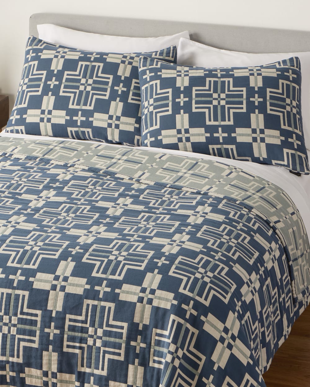 ALTERNATE VIEW OF SAN MARCOS COTTON MATELASSE COVERLET COLLECTION IN MARINE image number 2