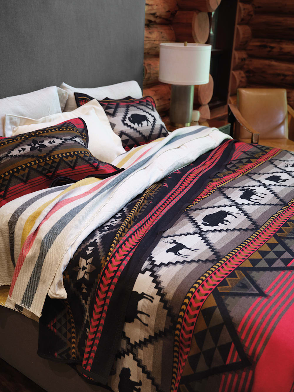 LOST TRAIL JACQUARD BEDDING COLLECTION IN RED/BLACK image number 1
