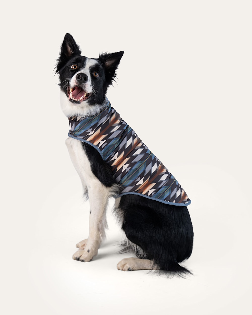 WYETH TRAIL PET PUFFER COAT IN OXFORD/GREY MULTI image number 1