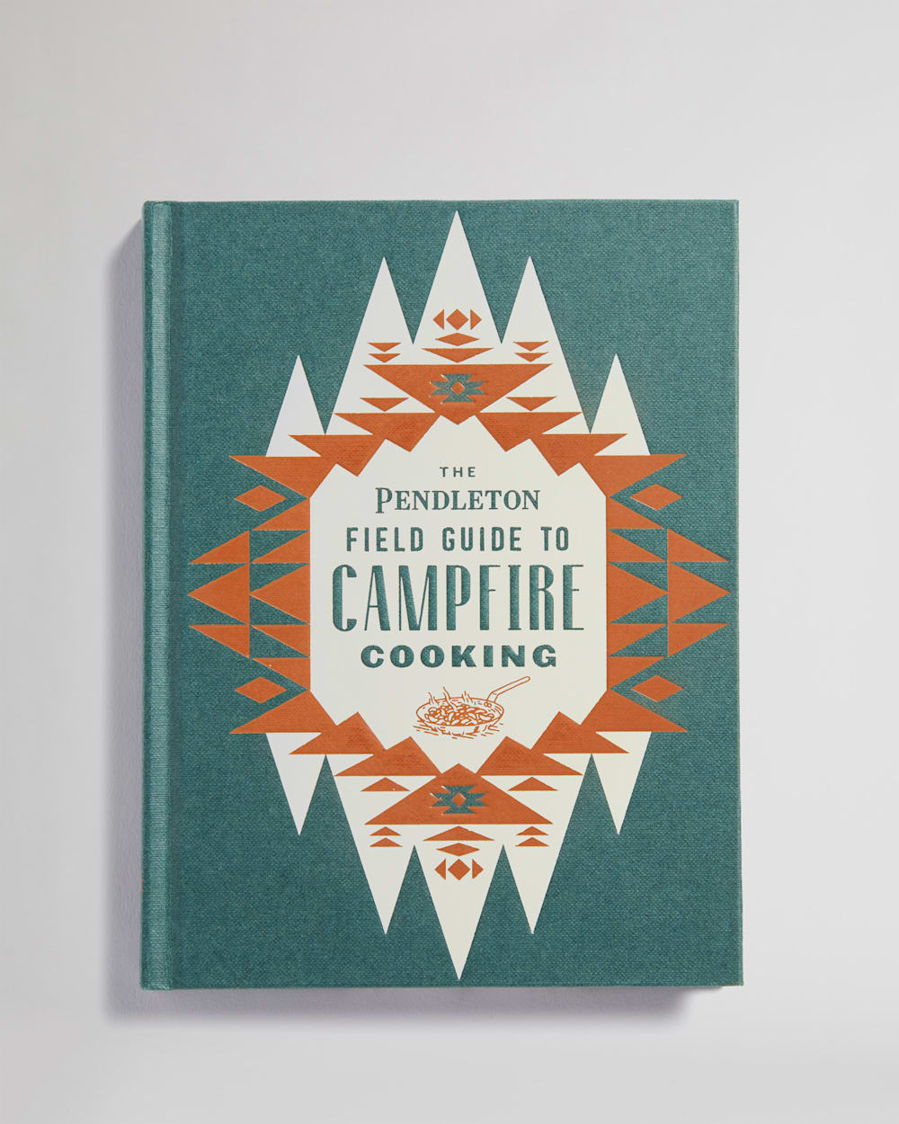 THE PENDLETON FIELD GUIDE TO CAMPFIRE COOKING IN GREEN image number 1