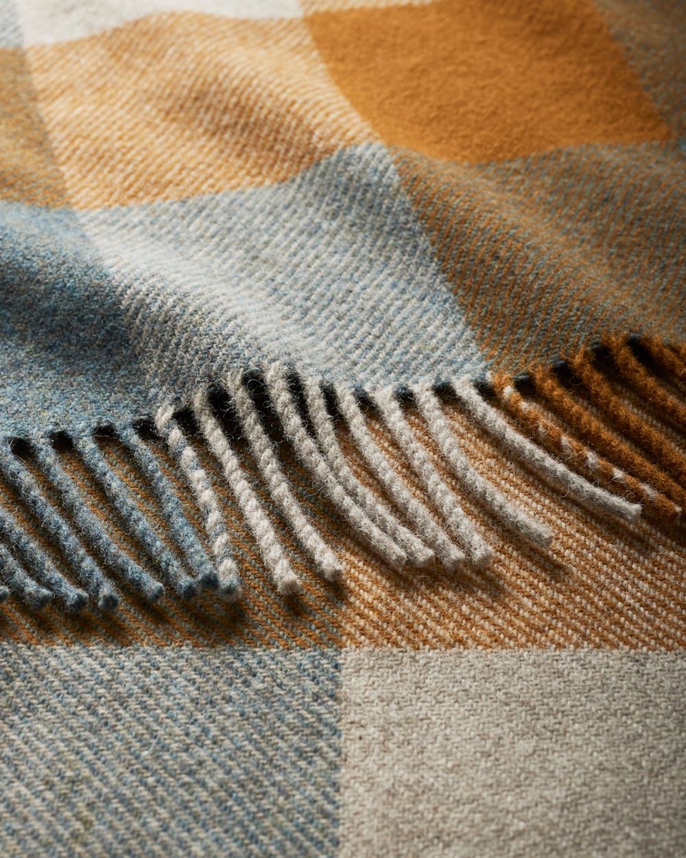 ALTERNATE VIEW OF ECO-WISE WOOL FRINGED THROW IN SHALE/COPPER image number 3