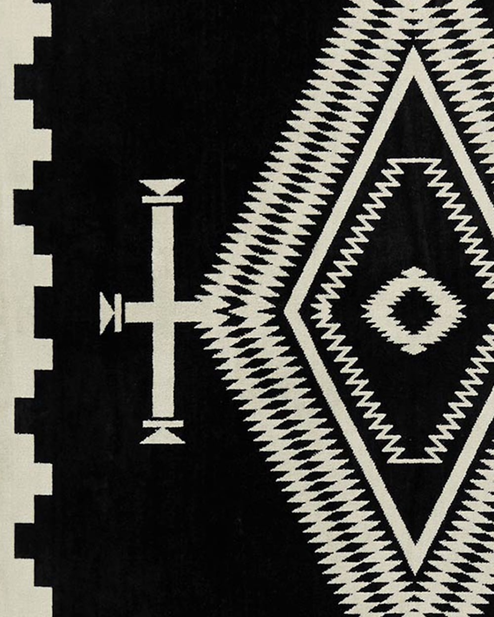 ALTERNATE VIEW OF LOS OJOS SPA TOWEL IN BLACK/WHITE image number 2