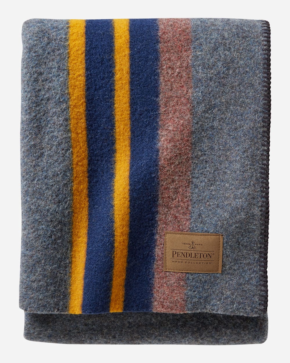 YAKIMA CAMP THROW IN LAKE image number 1